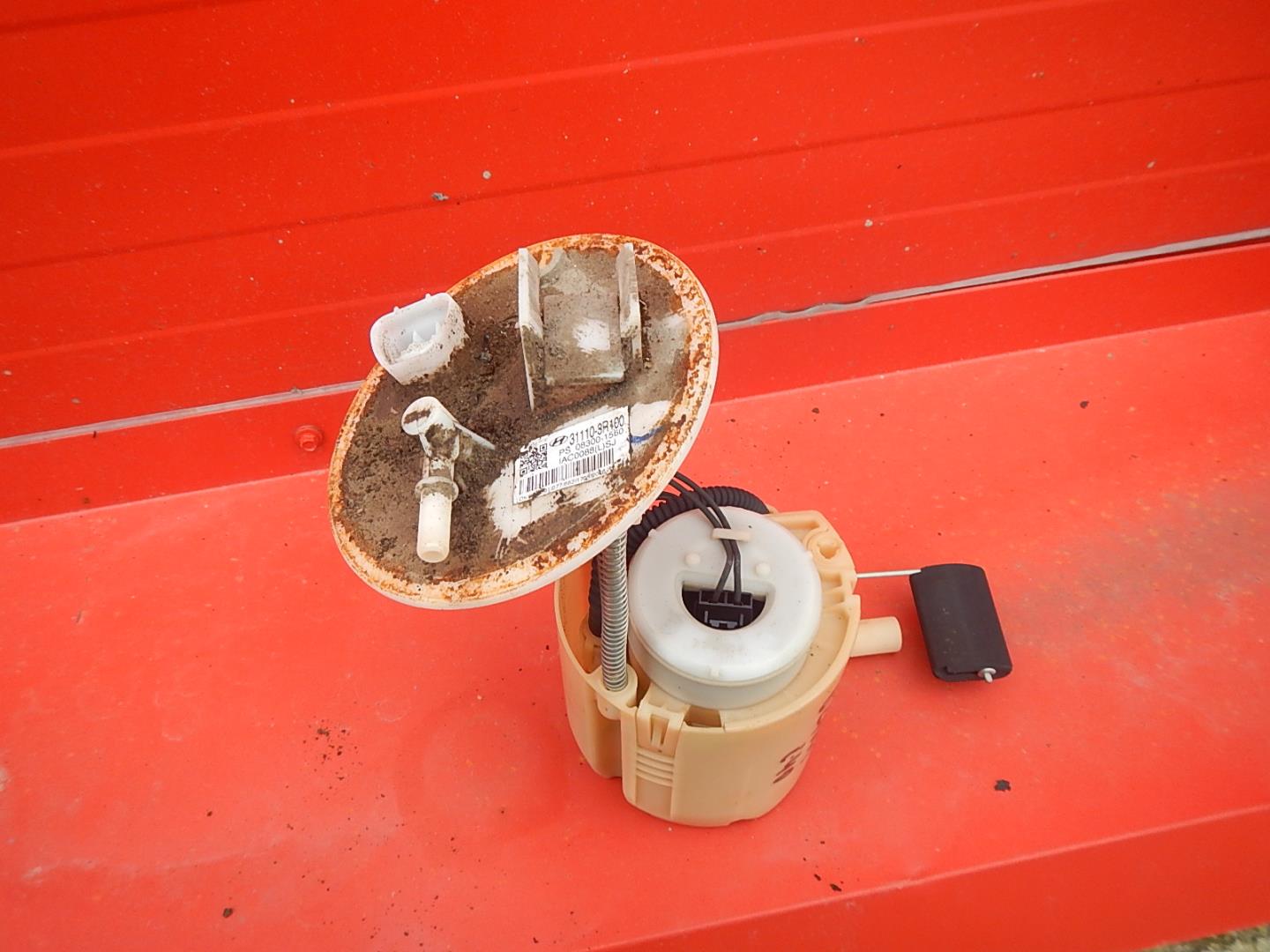 Насос топливный электрический