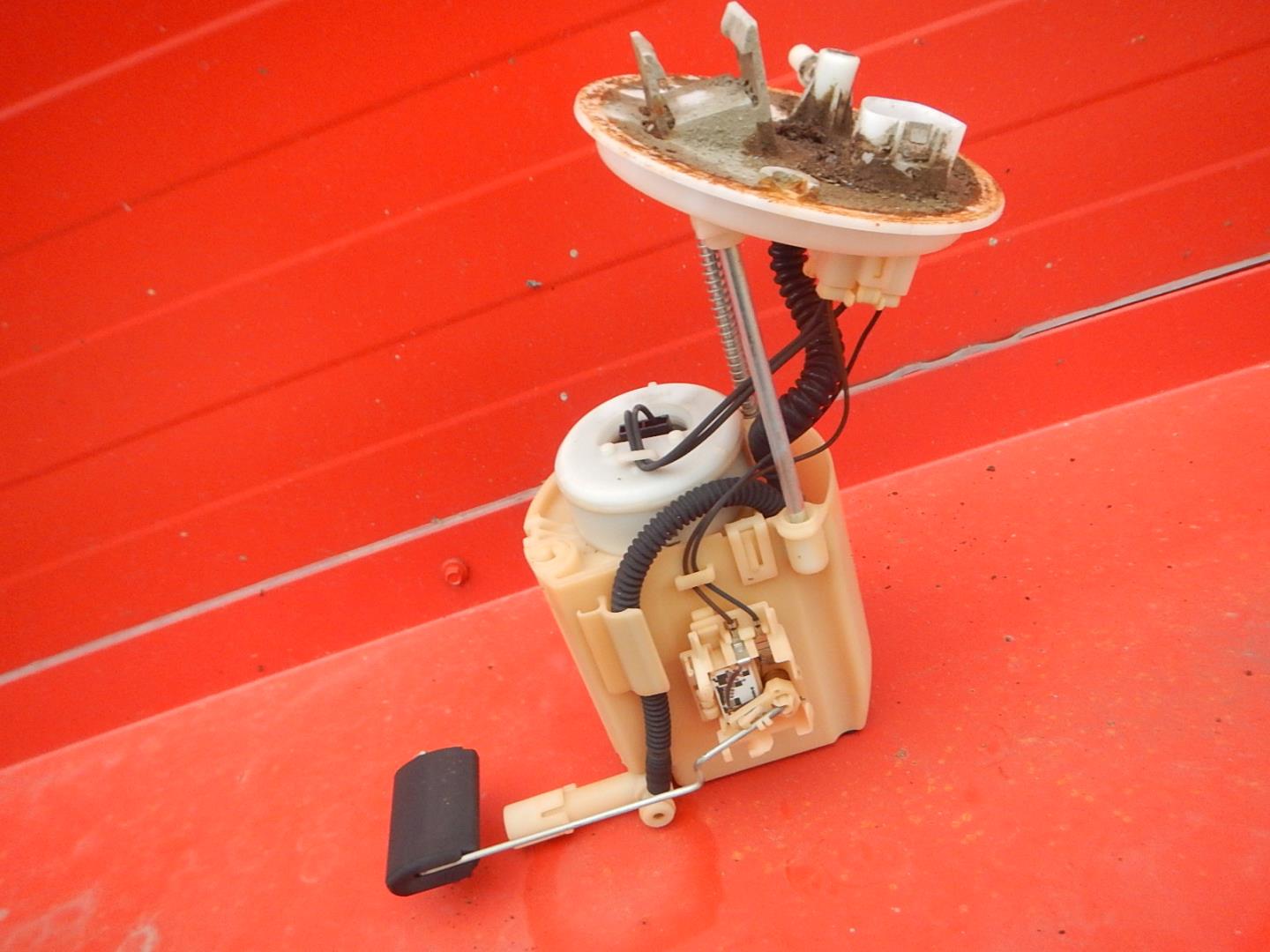 Насос топливный электрический