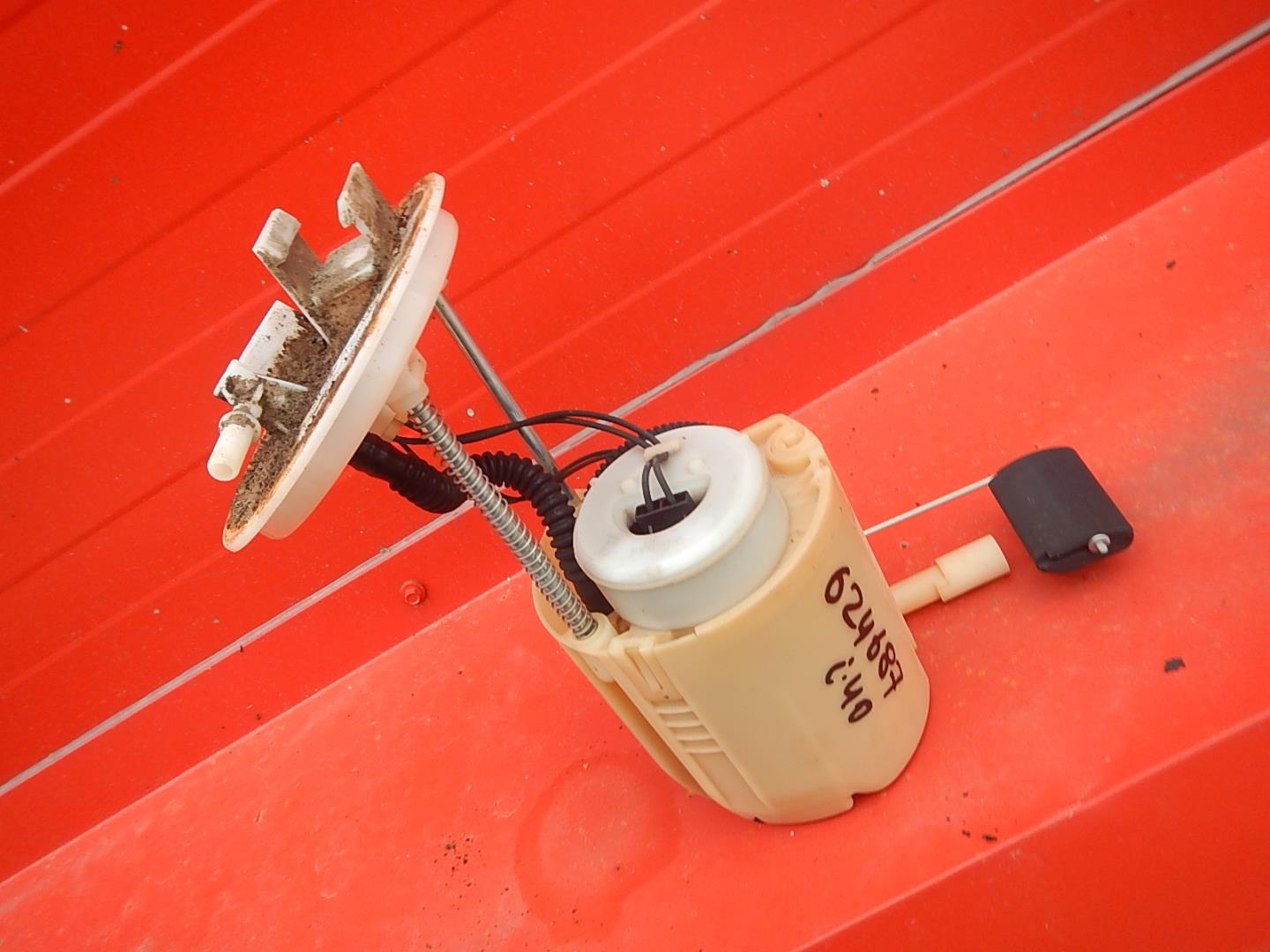 Насос топливный электрический