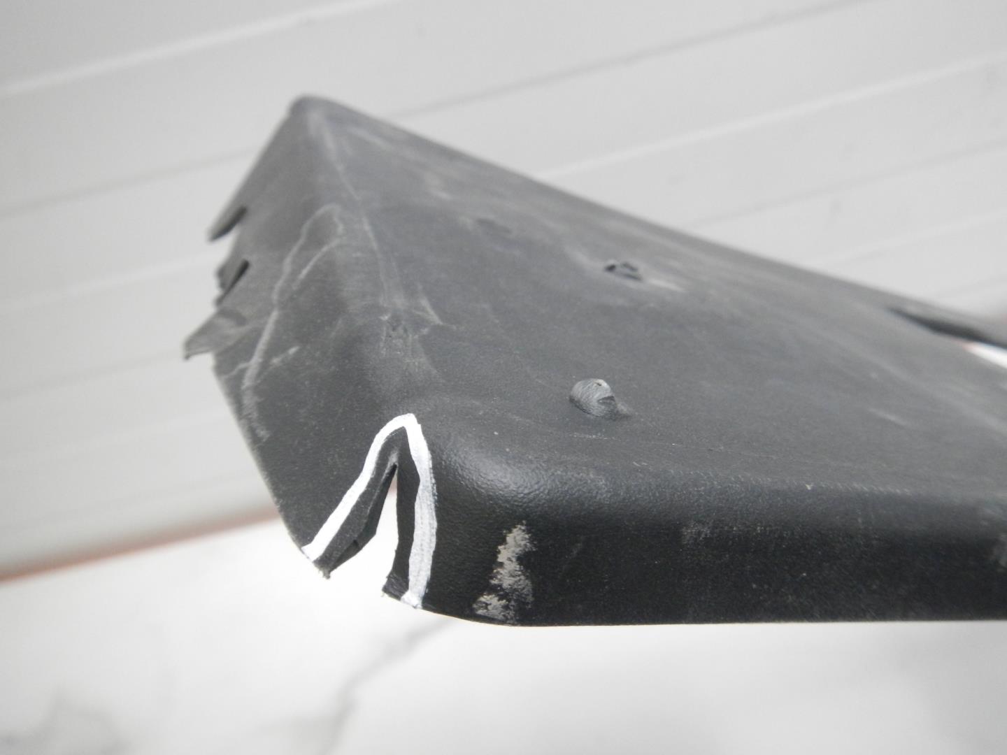 Накладка переднего бампера под номер