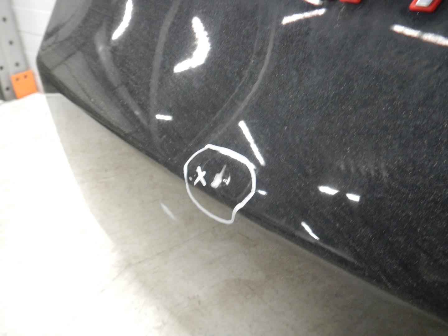 Дверь багажника