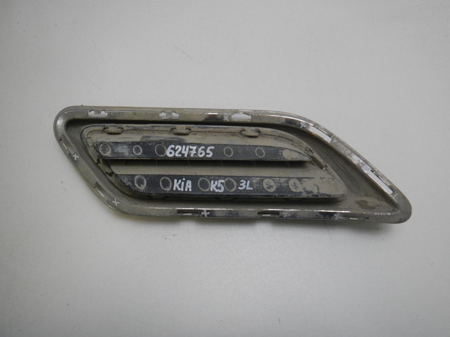 Накладка заднего бампера левая