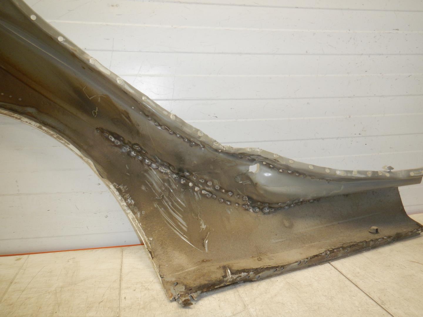 Крыло заднее левое