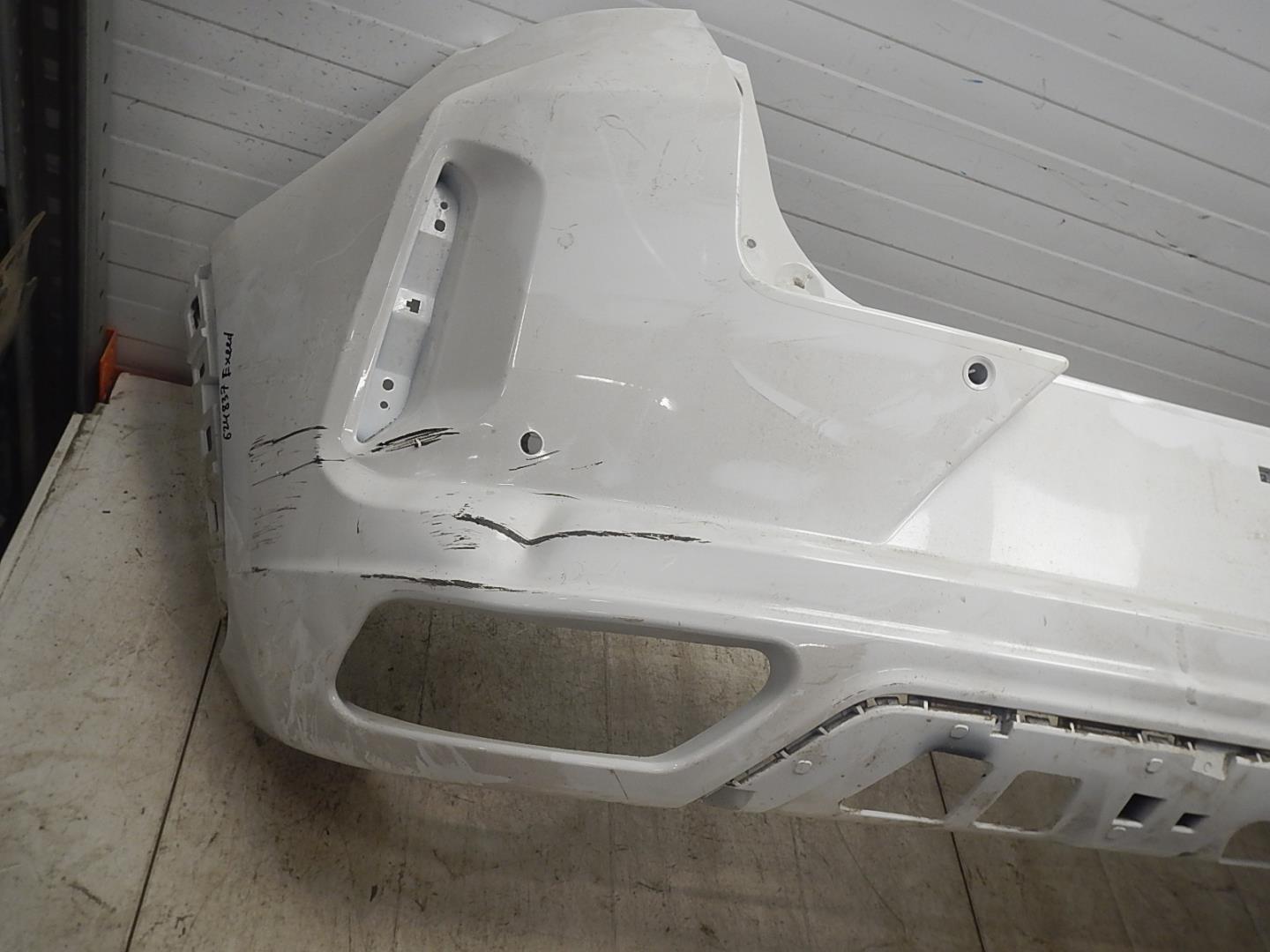 Бампер задний