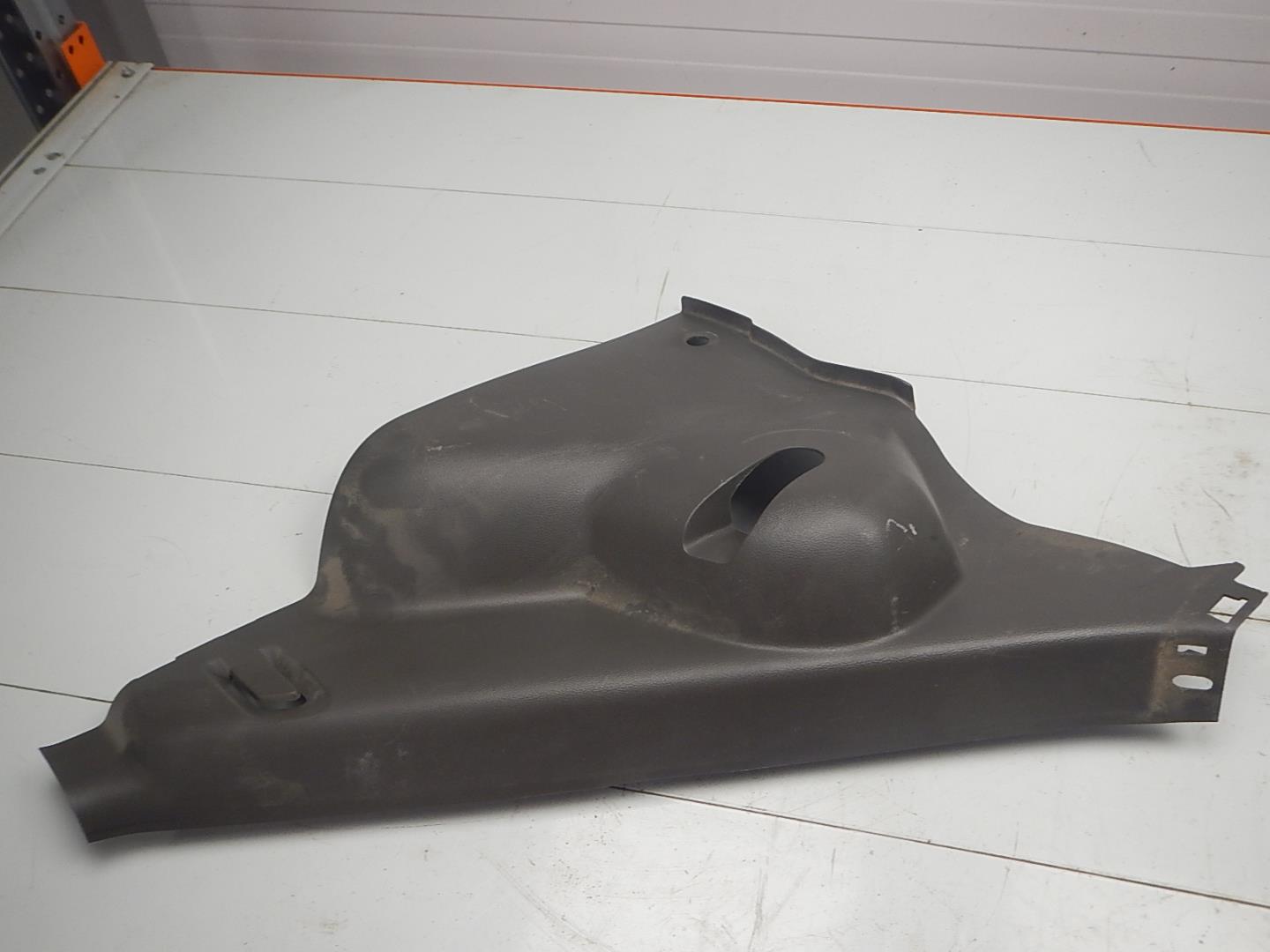 Обшивка стойки