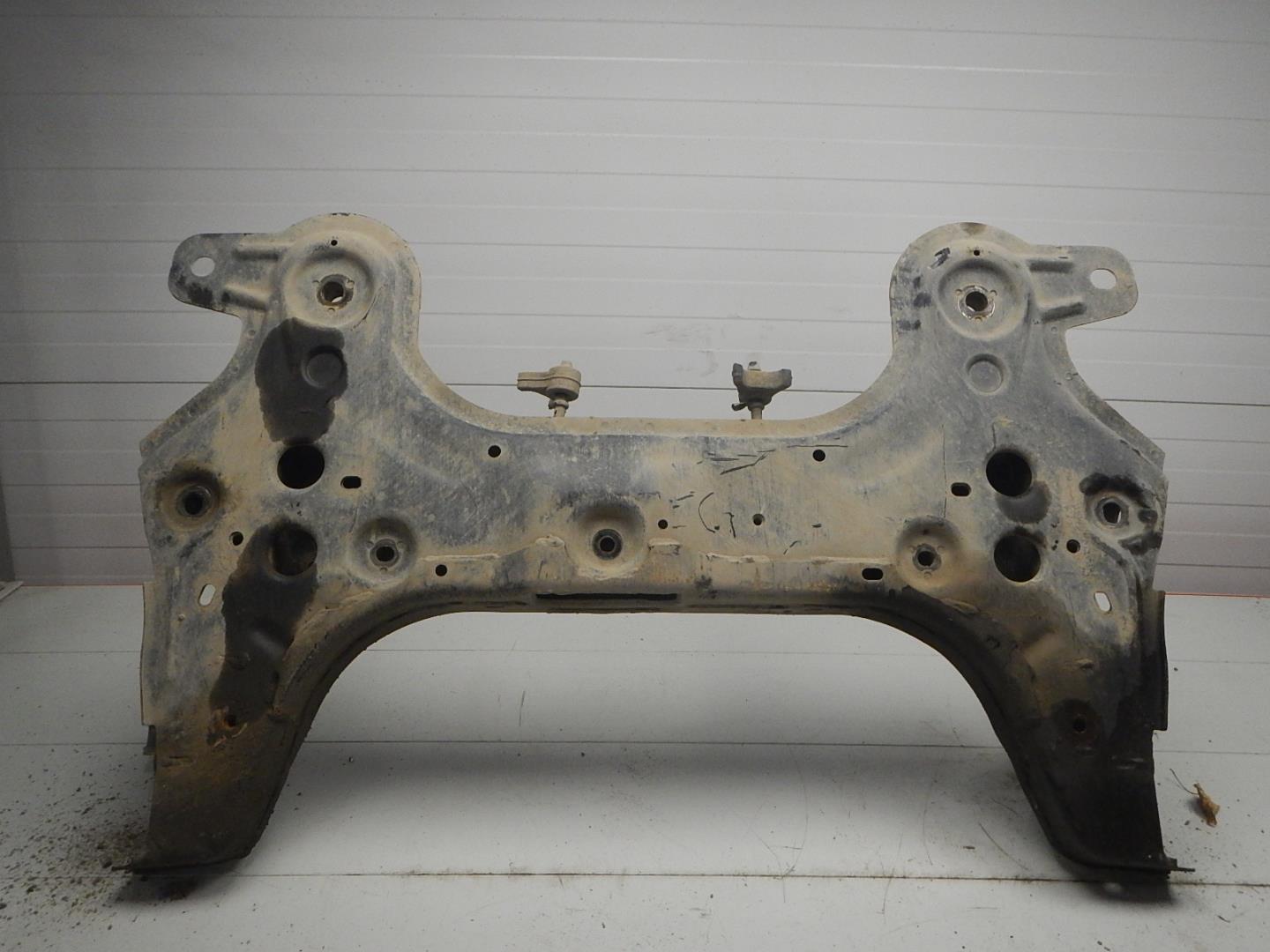 Балка подмоторная