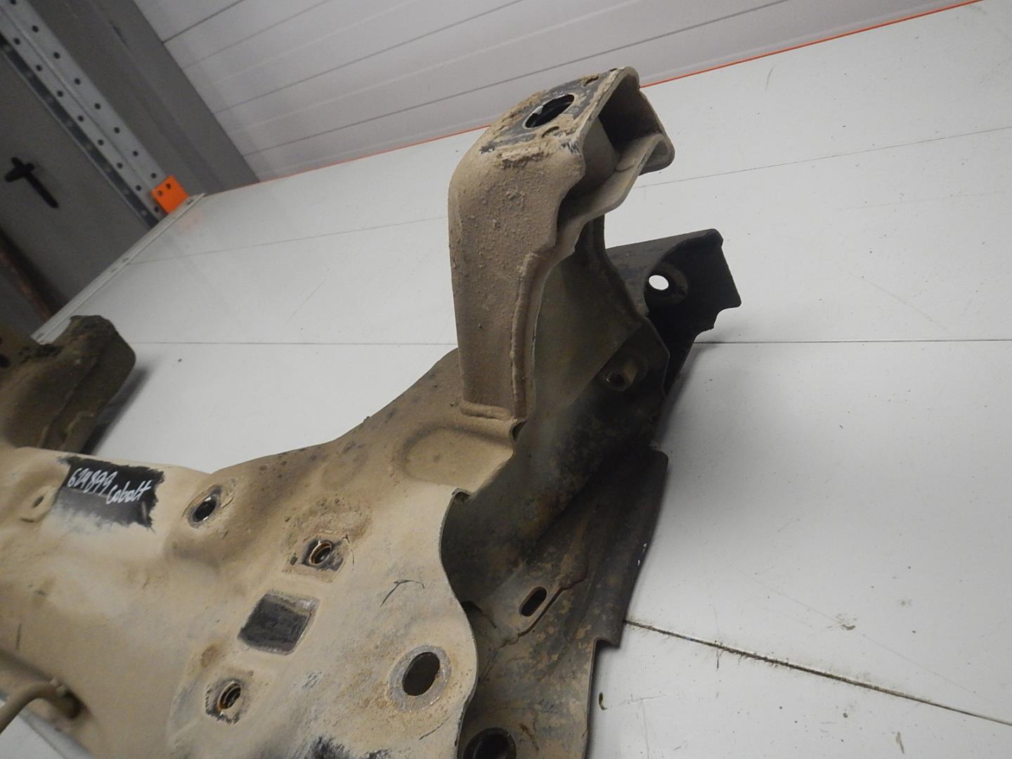 Балка подмоторная