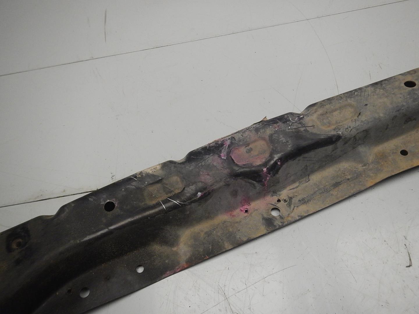 Балка подрадиаторная