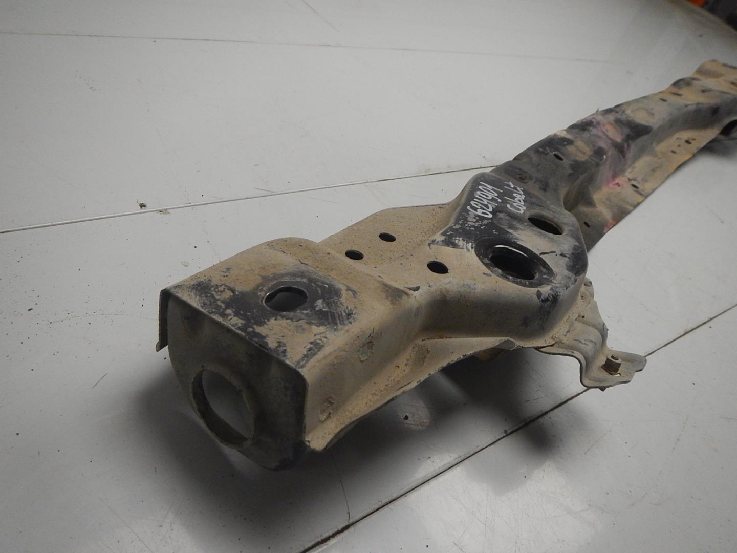 Балка подрадиаторная