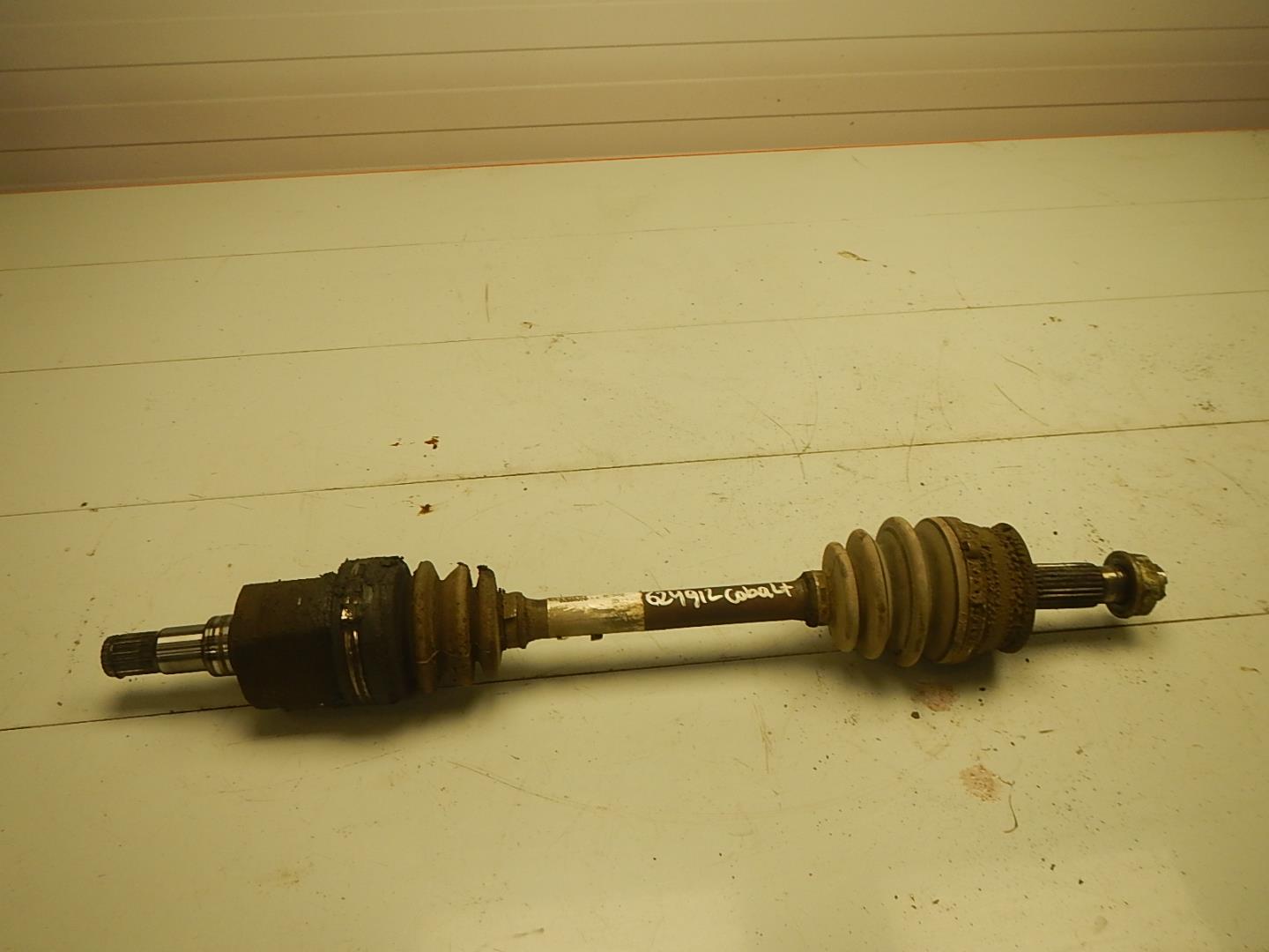 Полуось передняя левая