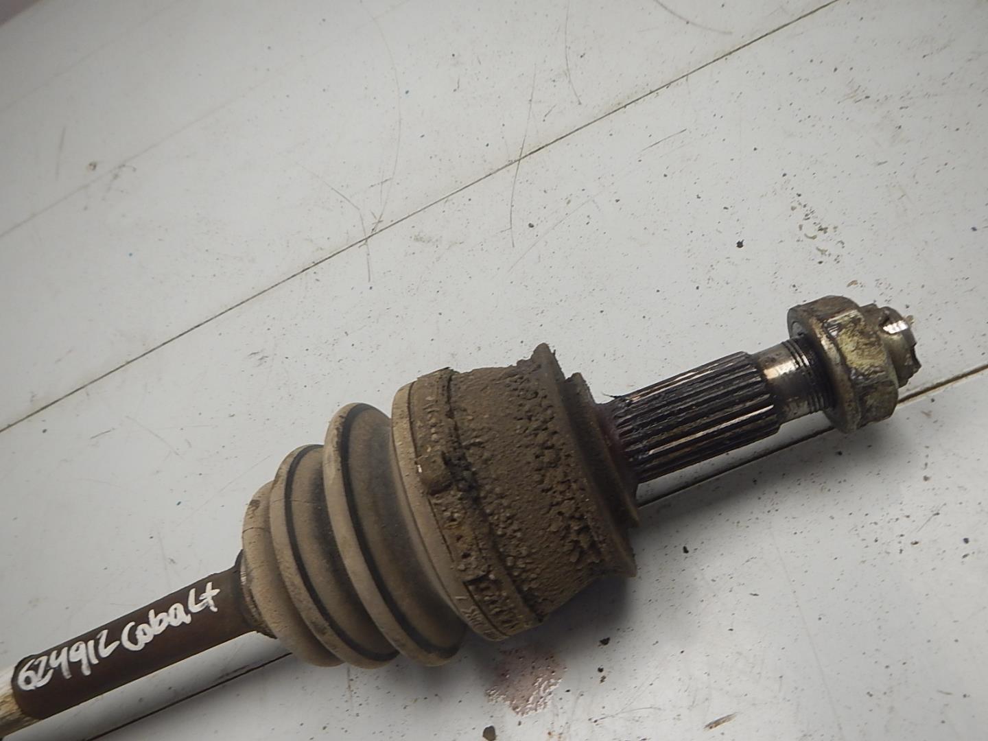 Полуось передняя левая