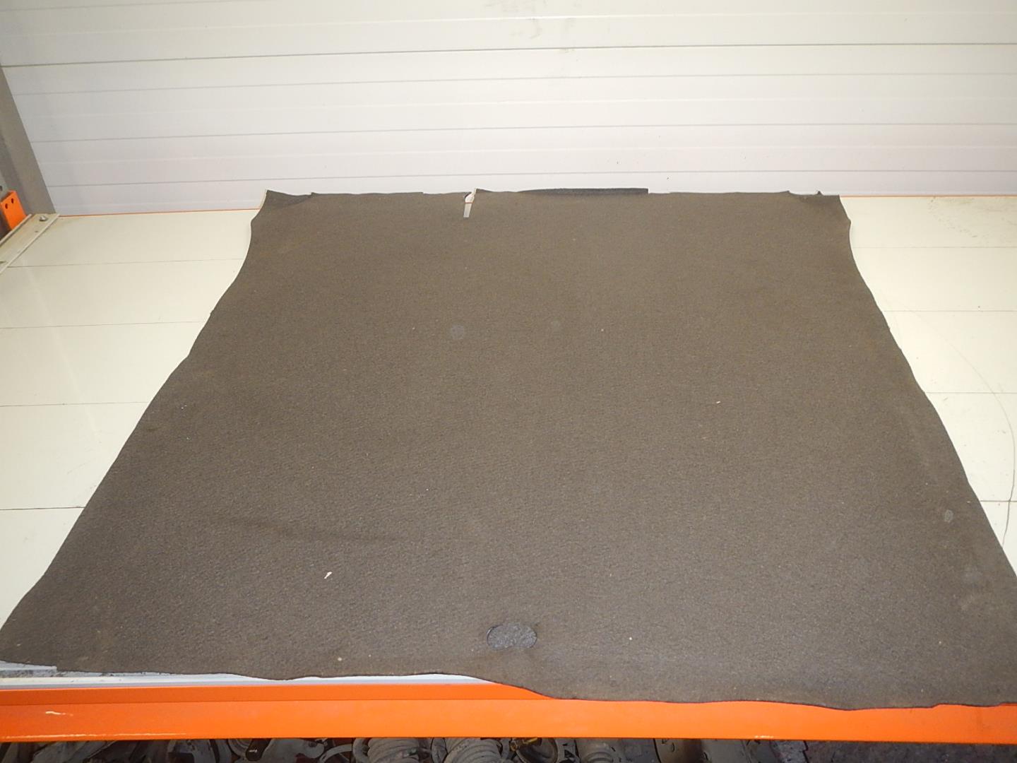 Пол багажника