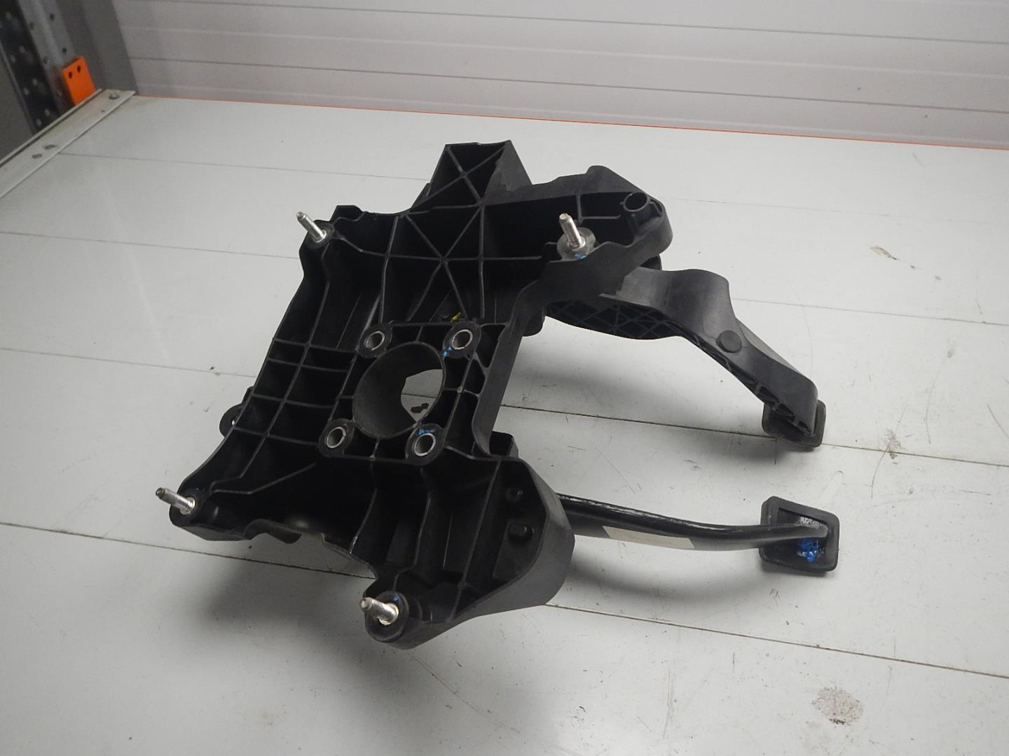 Блок педалей