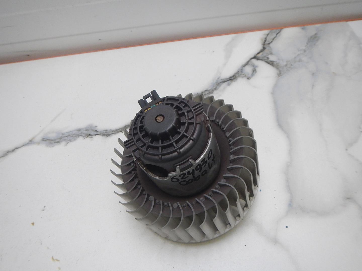 Моторчик печки