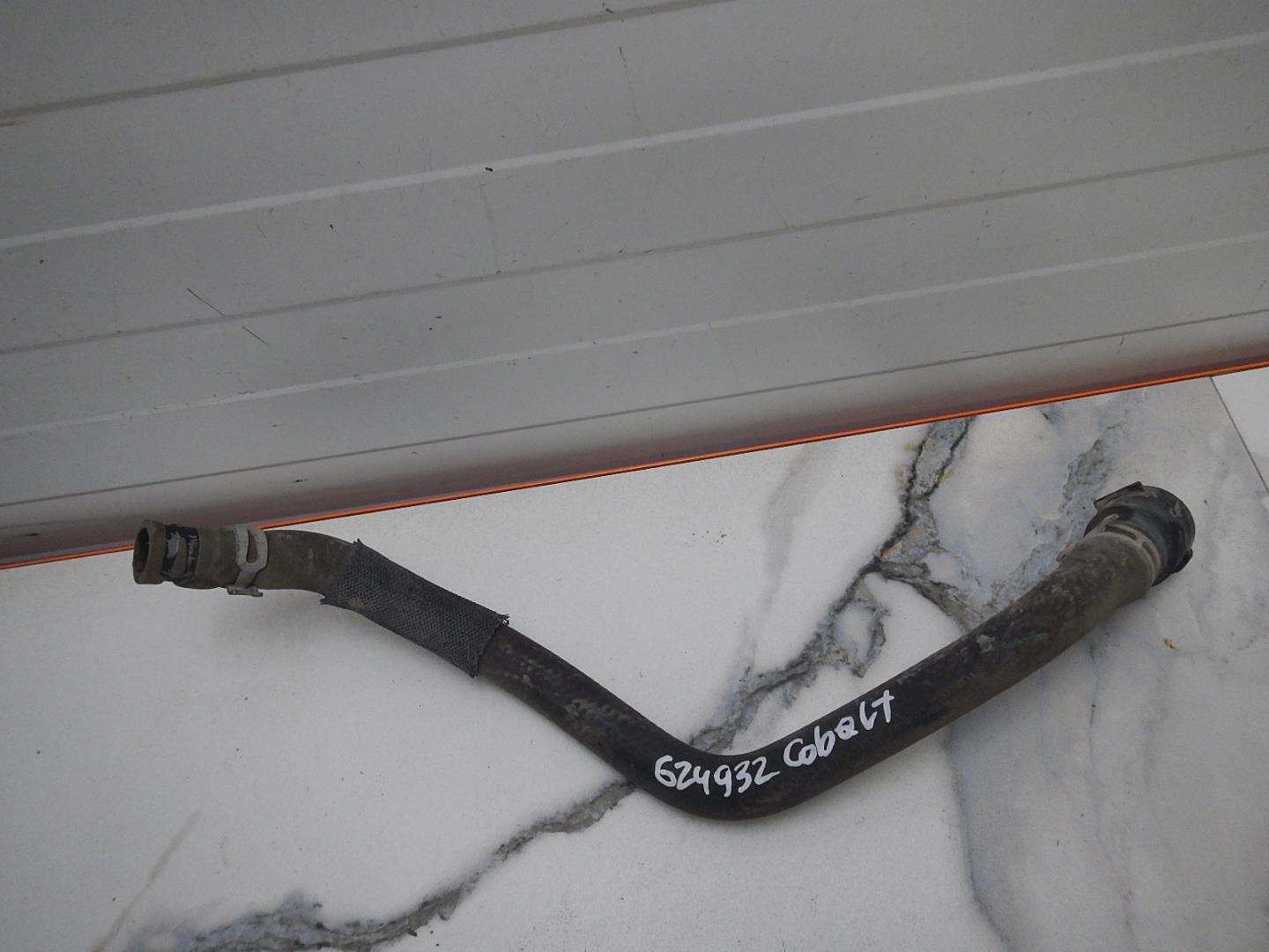 Патрубок отопителя