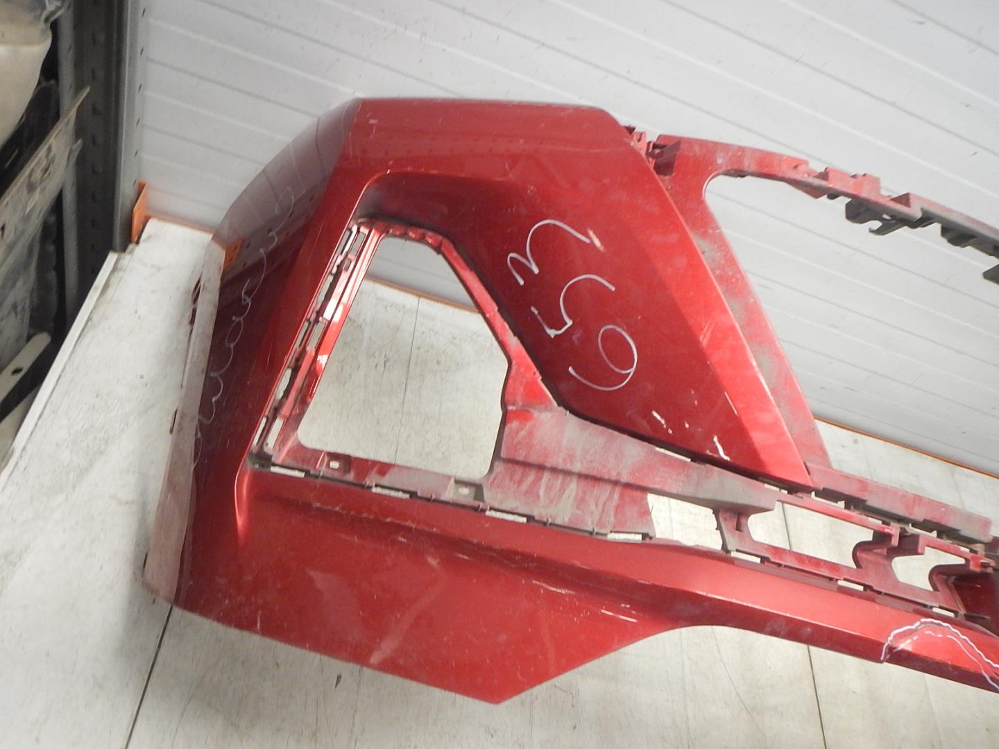 Бампер передний