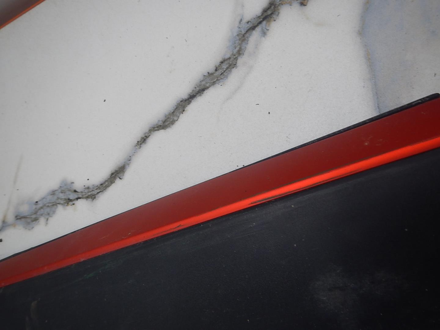 Молдинг задней правой двери