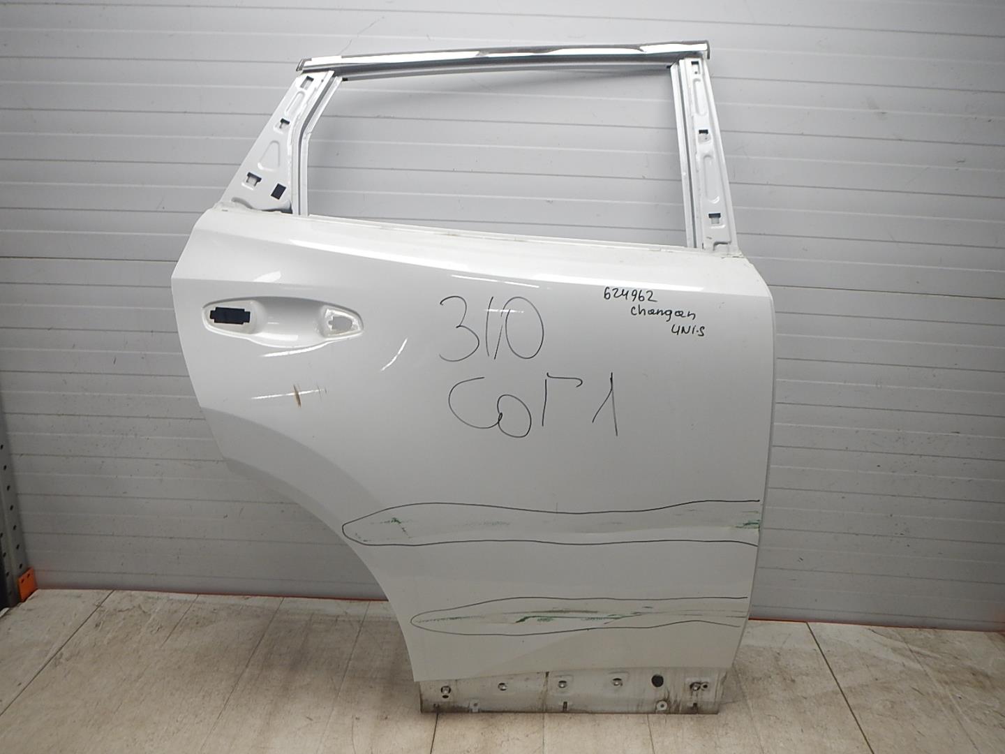 Дверь задняя правая