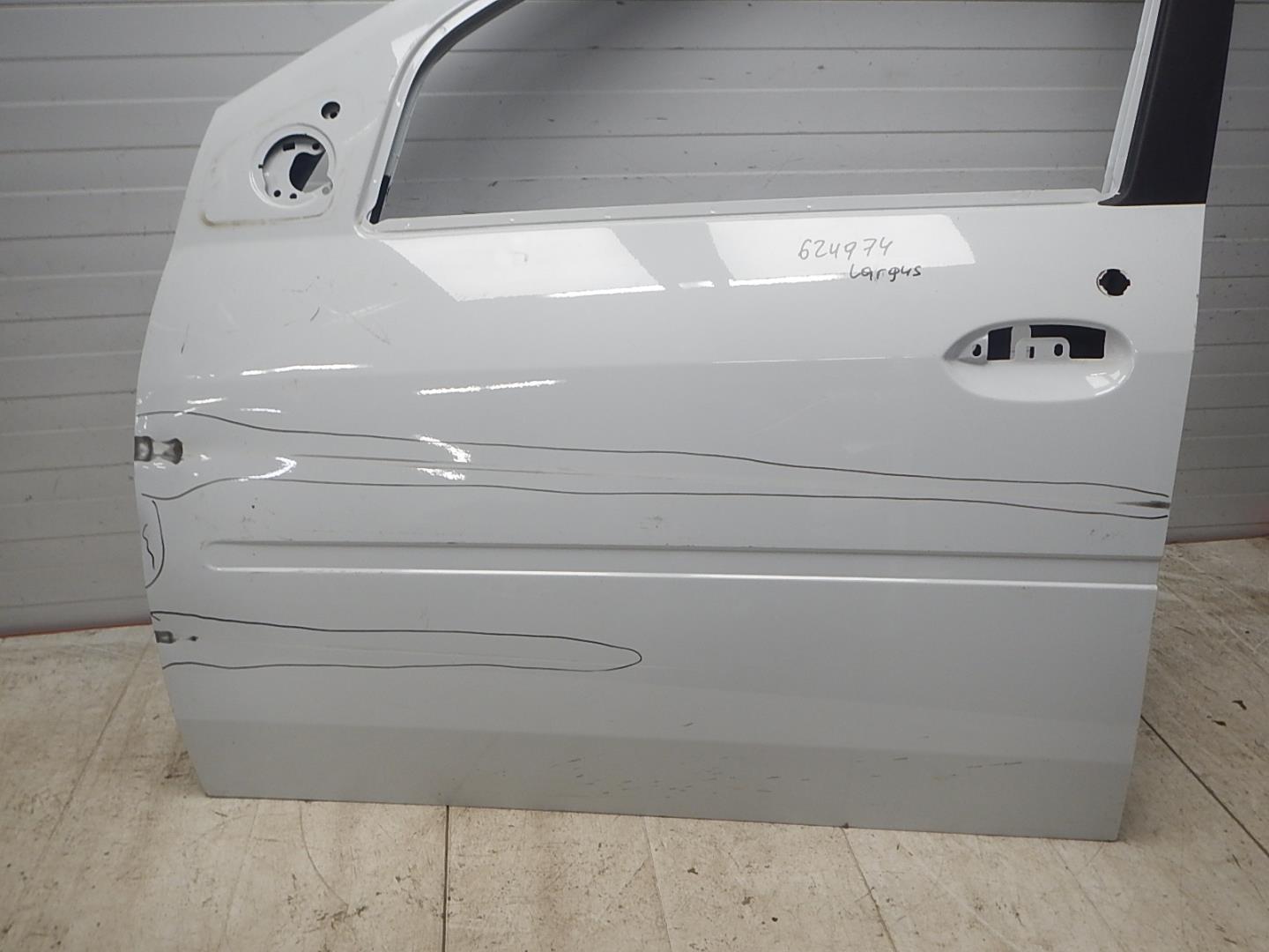 Дверь передняя левая