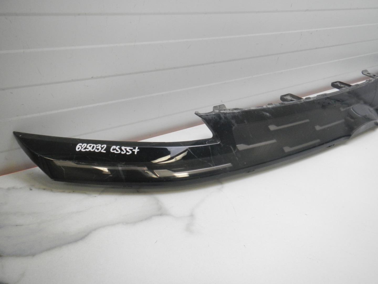 Накладка переднего бампера