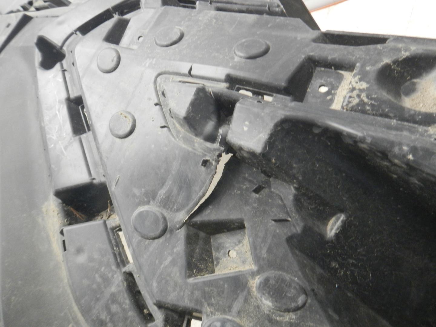 Бампер передний