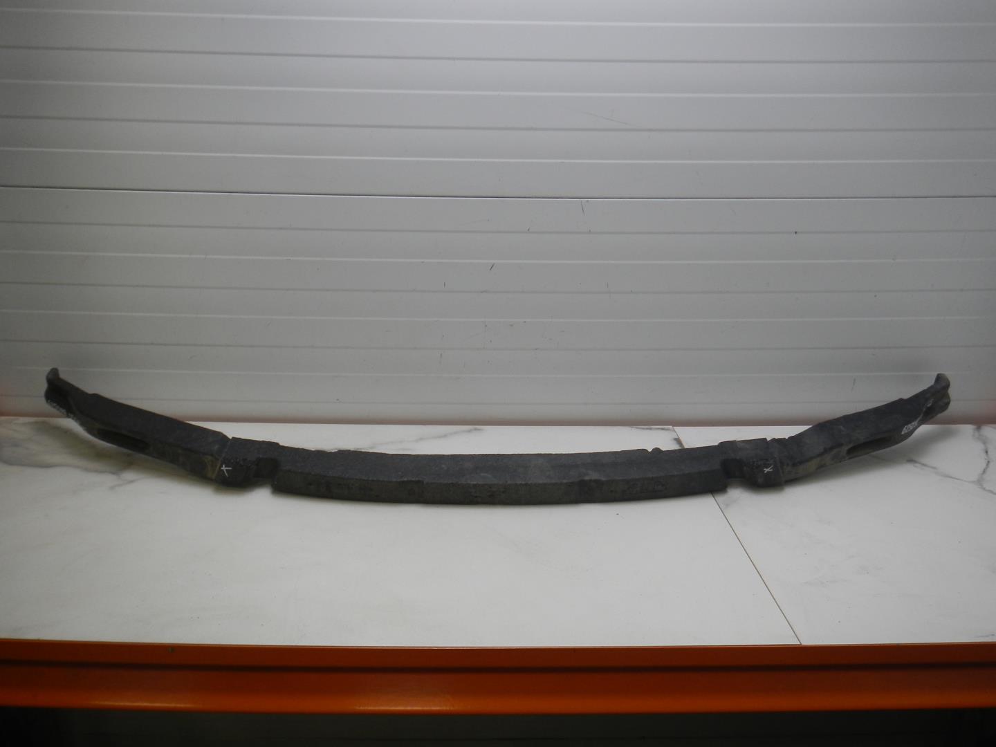 Наполнитель переднего бампера