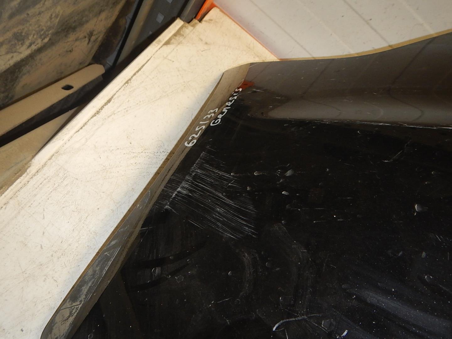 Бампер задний