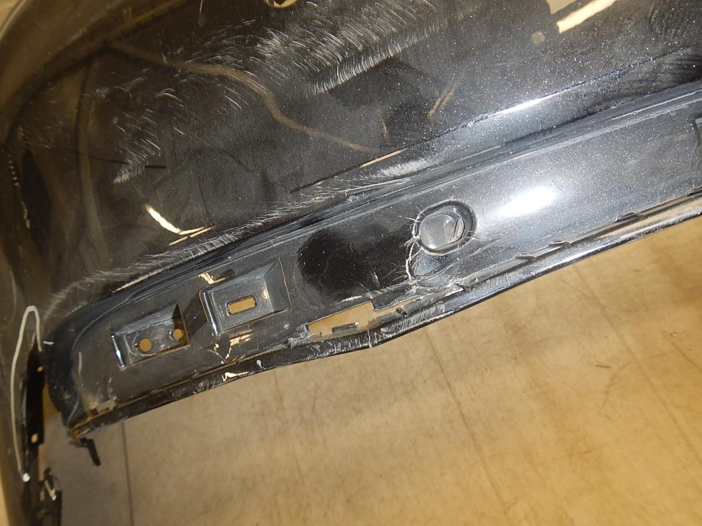 Бампер задний