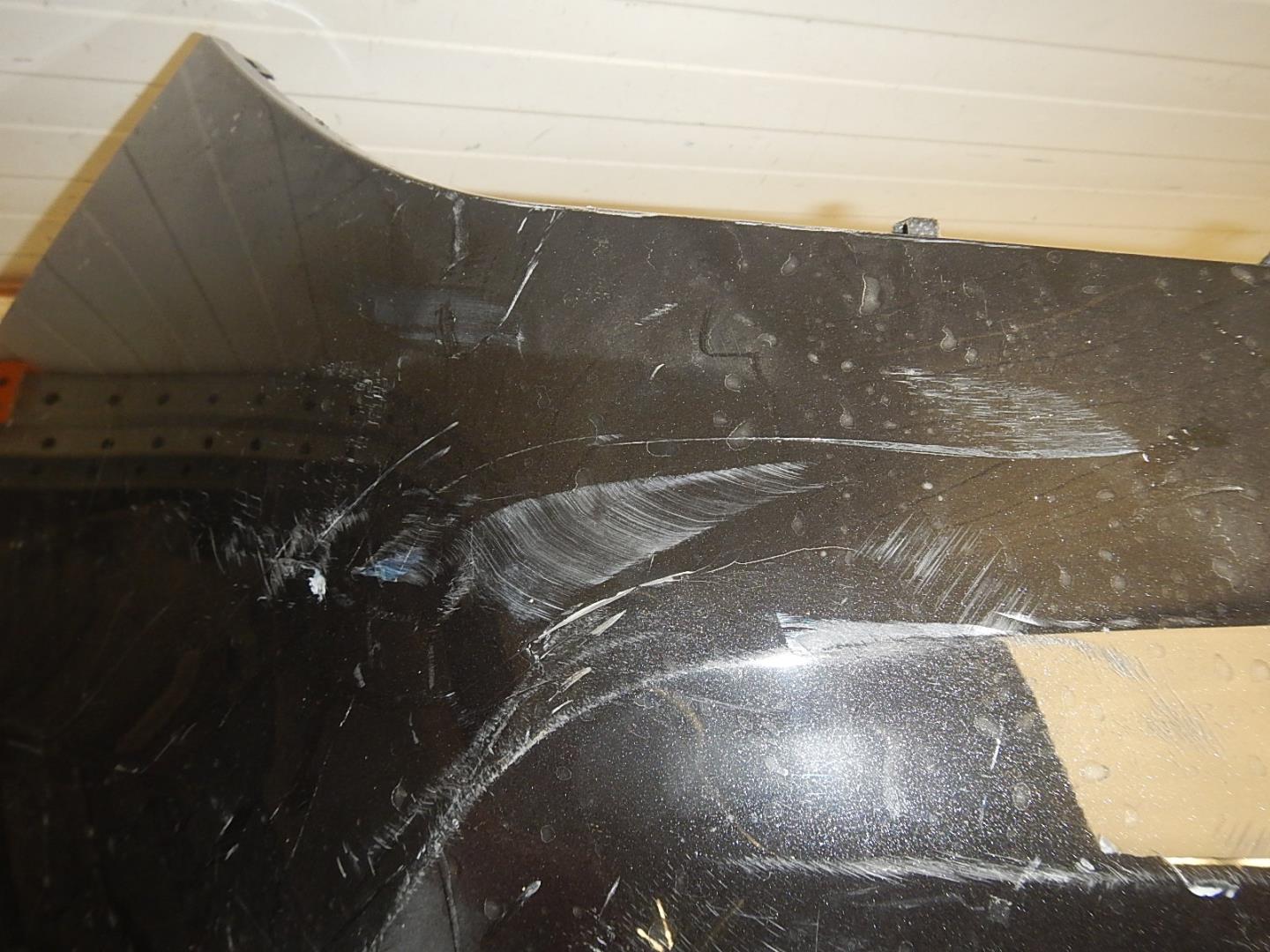 Бампер задний