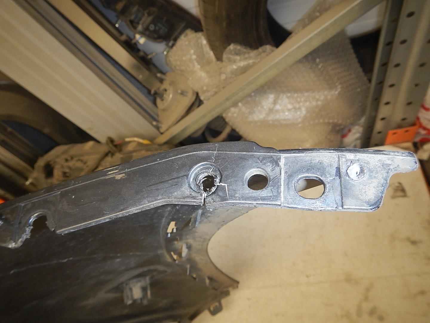 Бампер передний