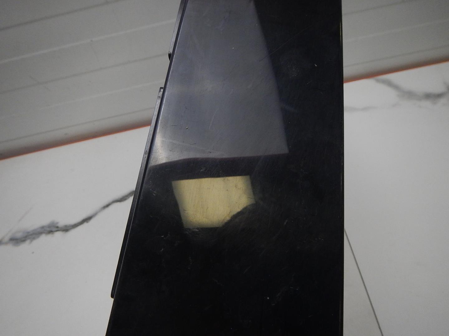 Накладка двери задней правой