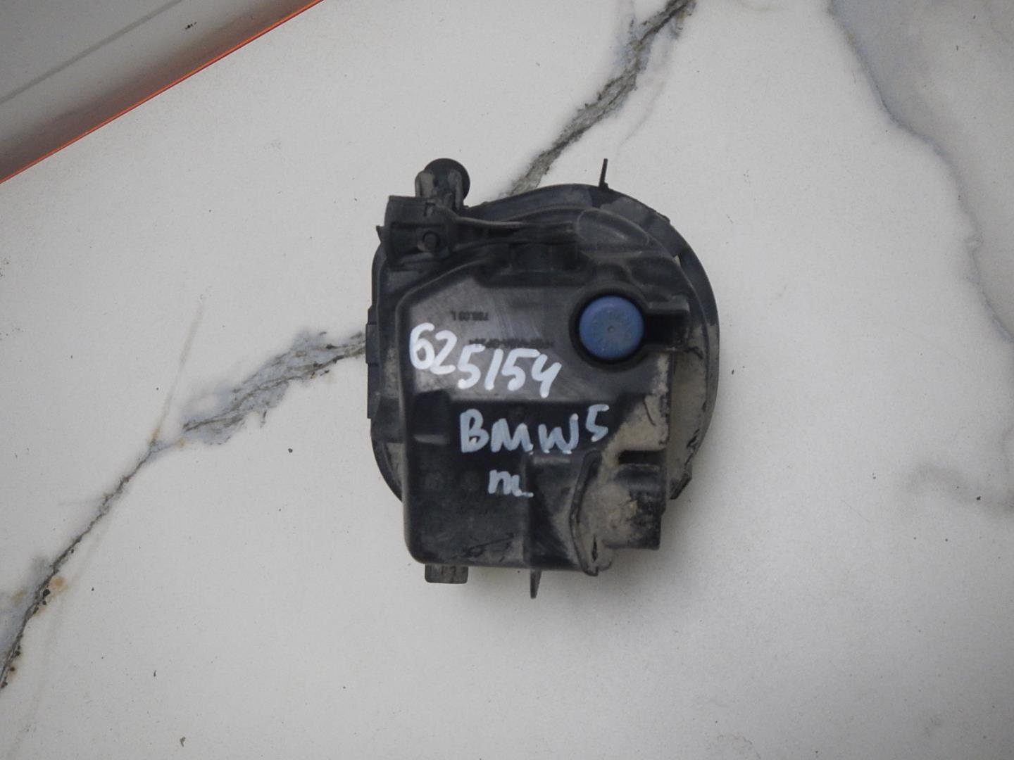 Фара противотуманная левая