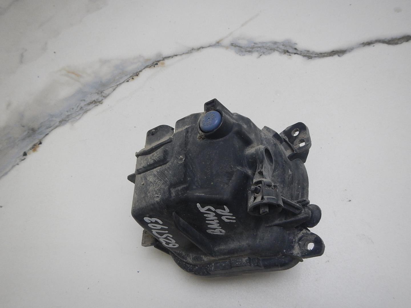 Фара противотуманная правая