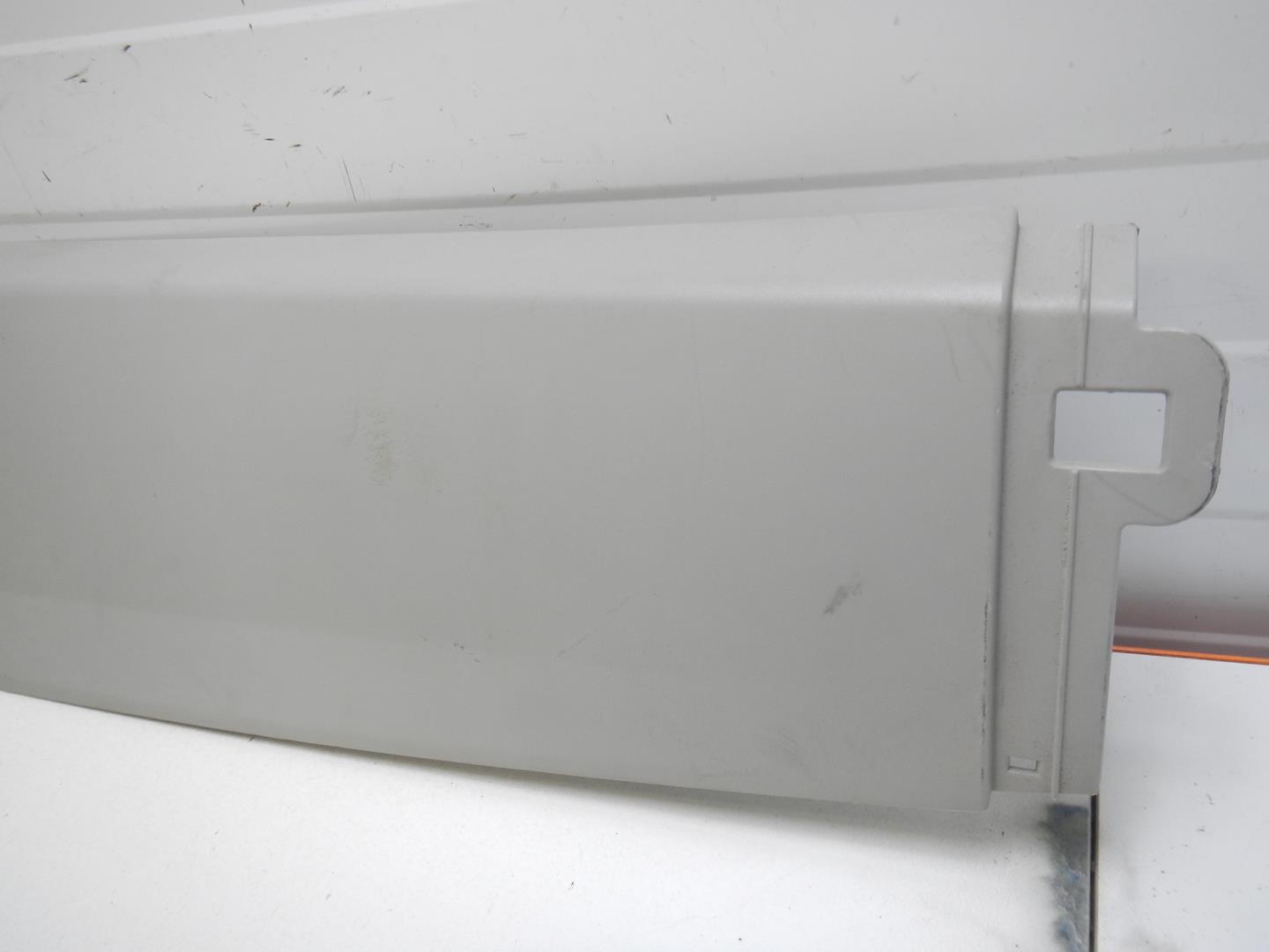 Обшивка двери багажника