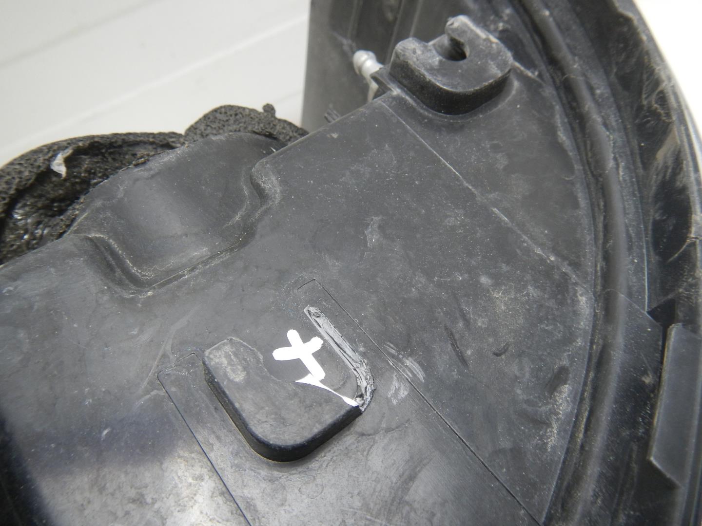 Фонарь задний левый