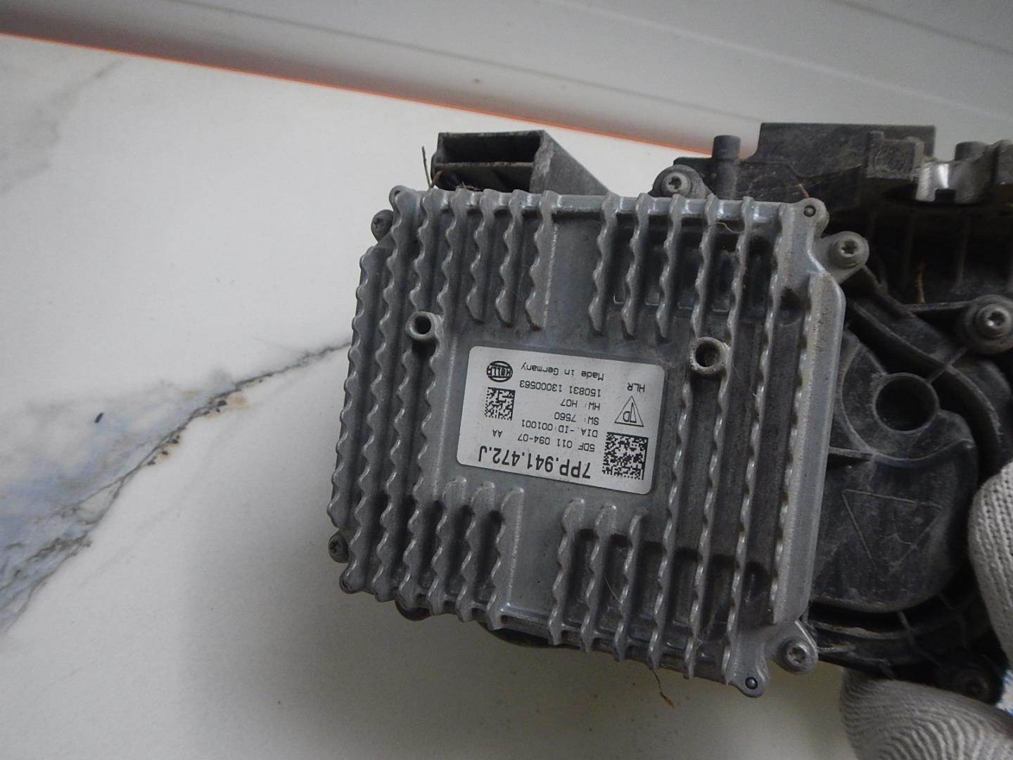 Фара правая