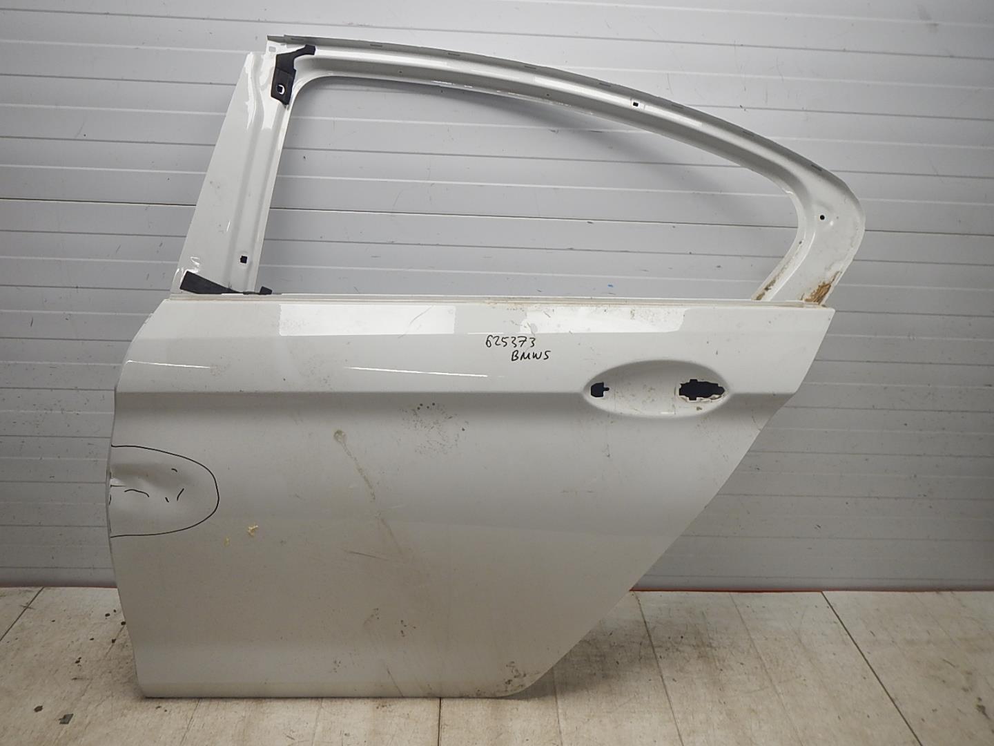 Дверь задняя левая