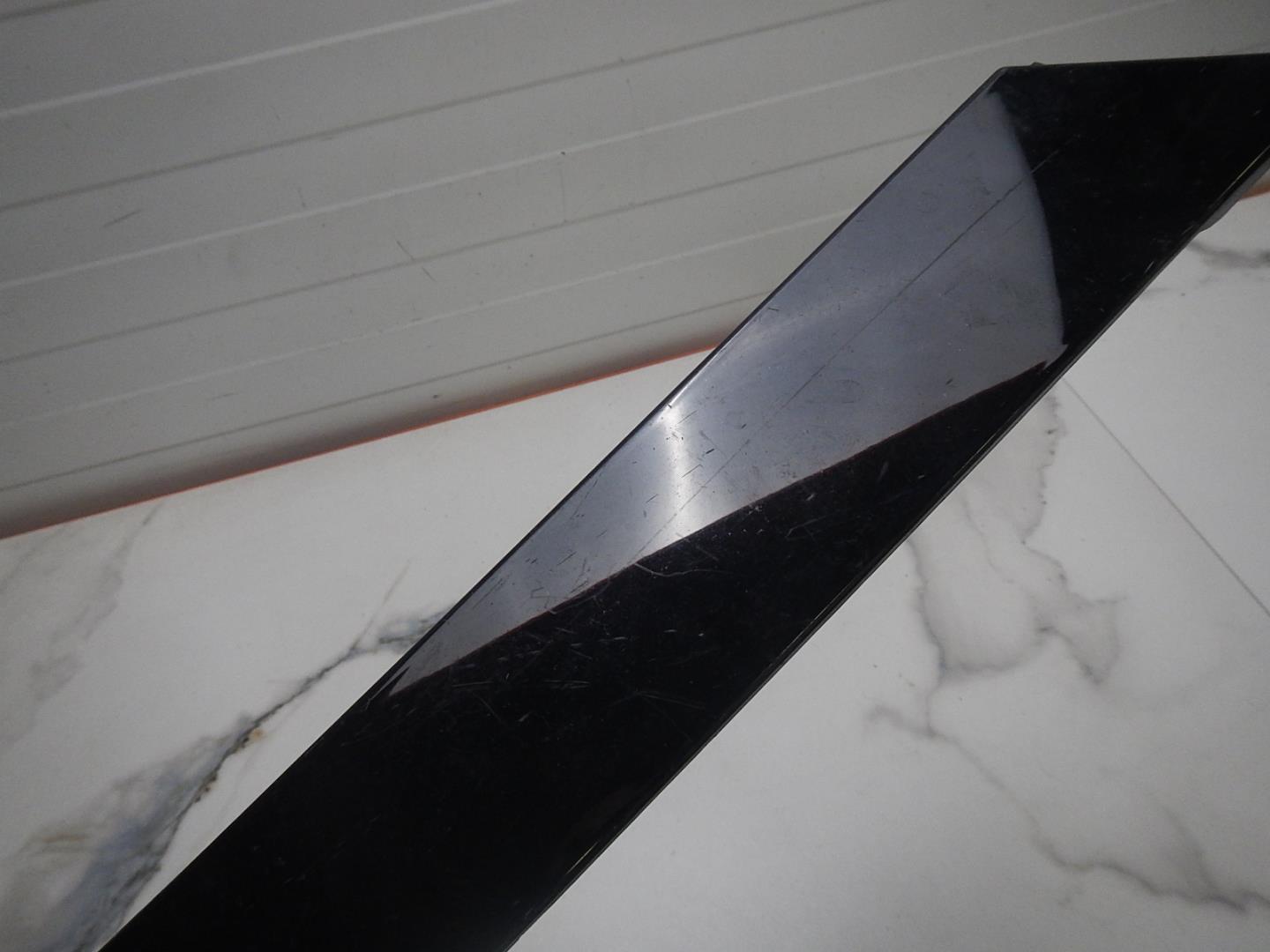 Накладка двери багажника