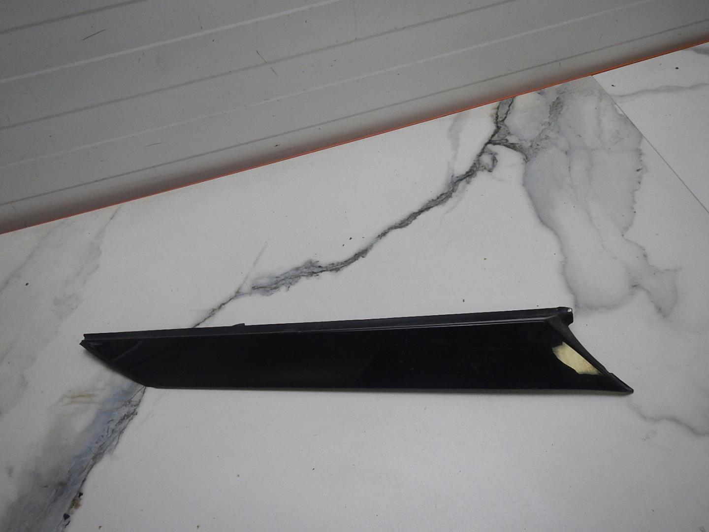 Накладка двери багажника