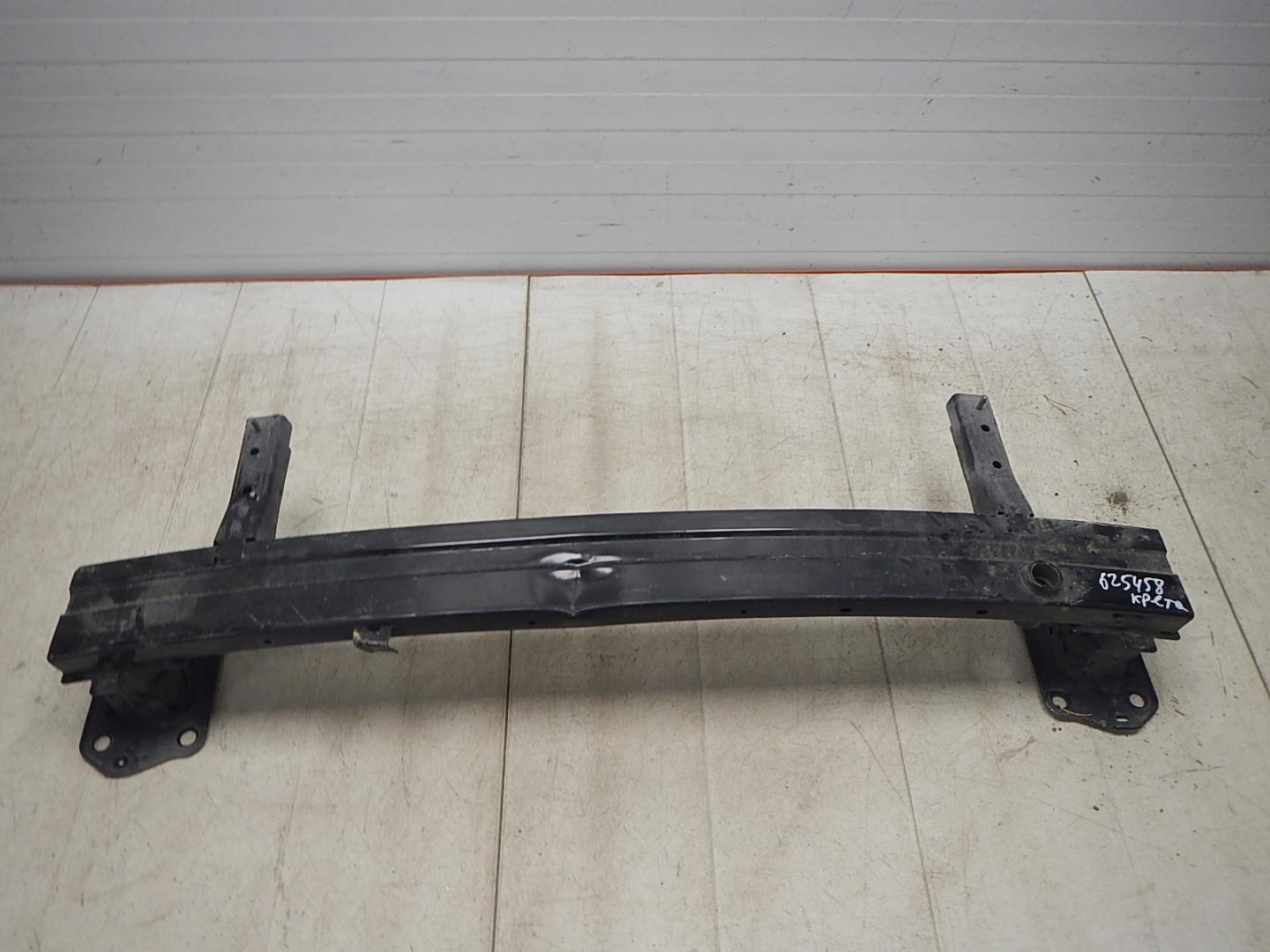 Усилитель переднего бампера