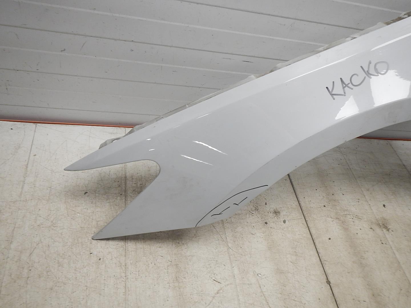 Крыло переднее левое