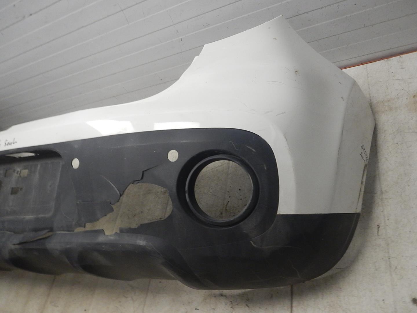 Бампер задний