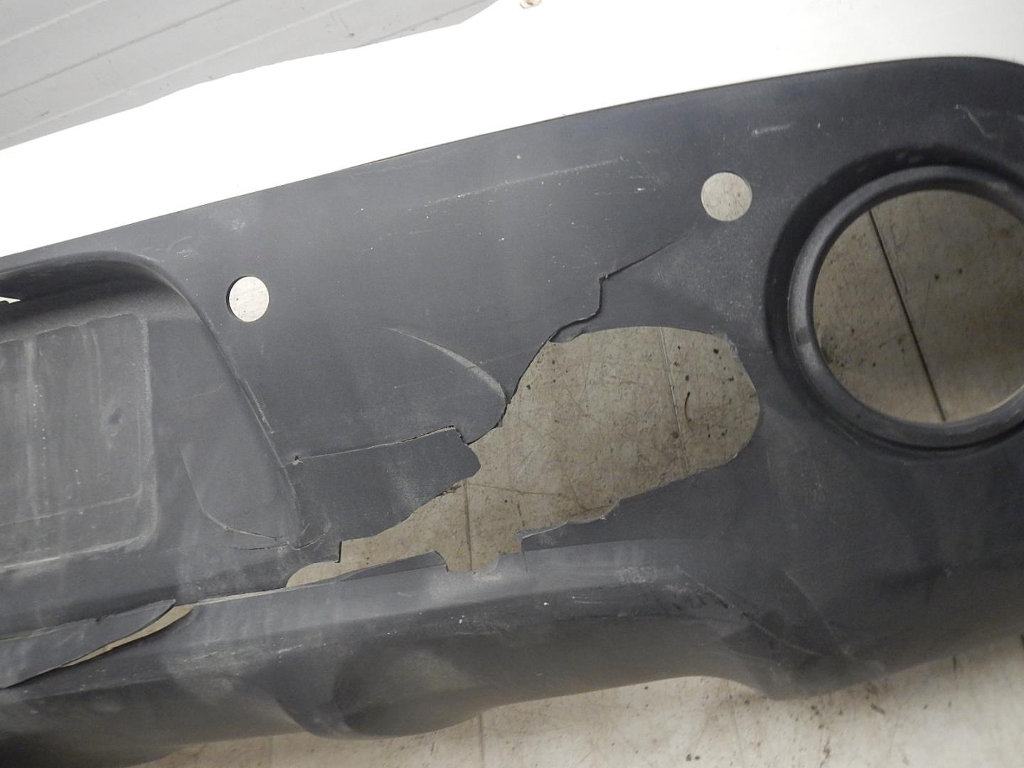 Бампер задний