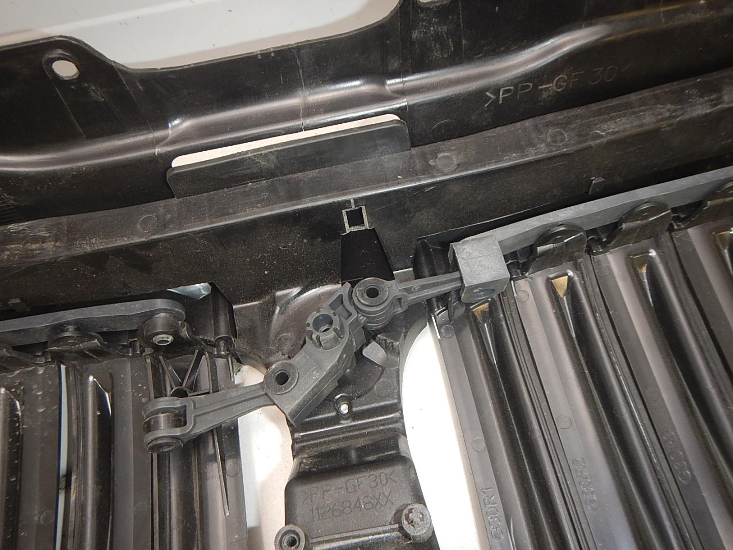 Решетка радиатора