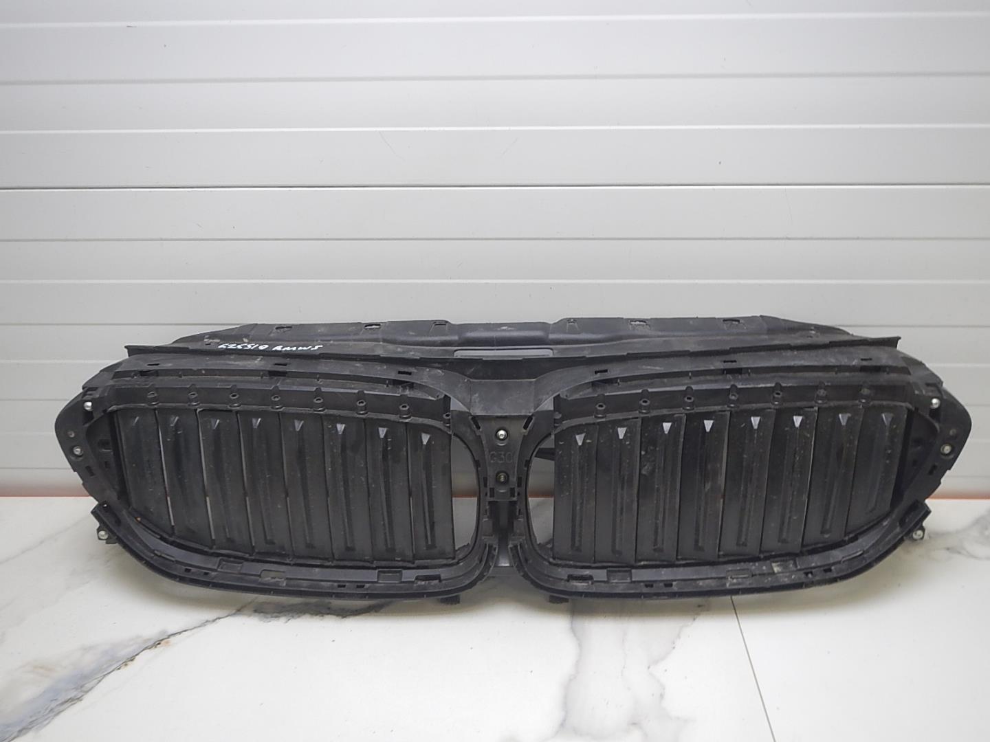 Решетка радиатора