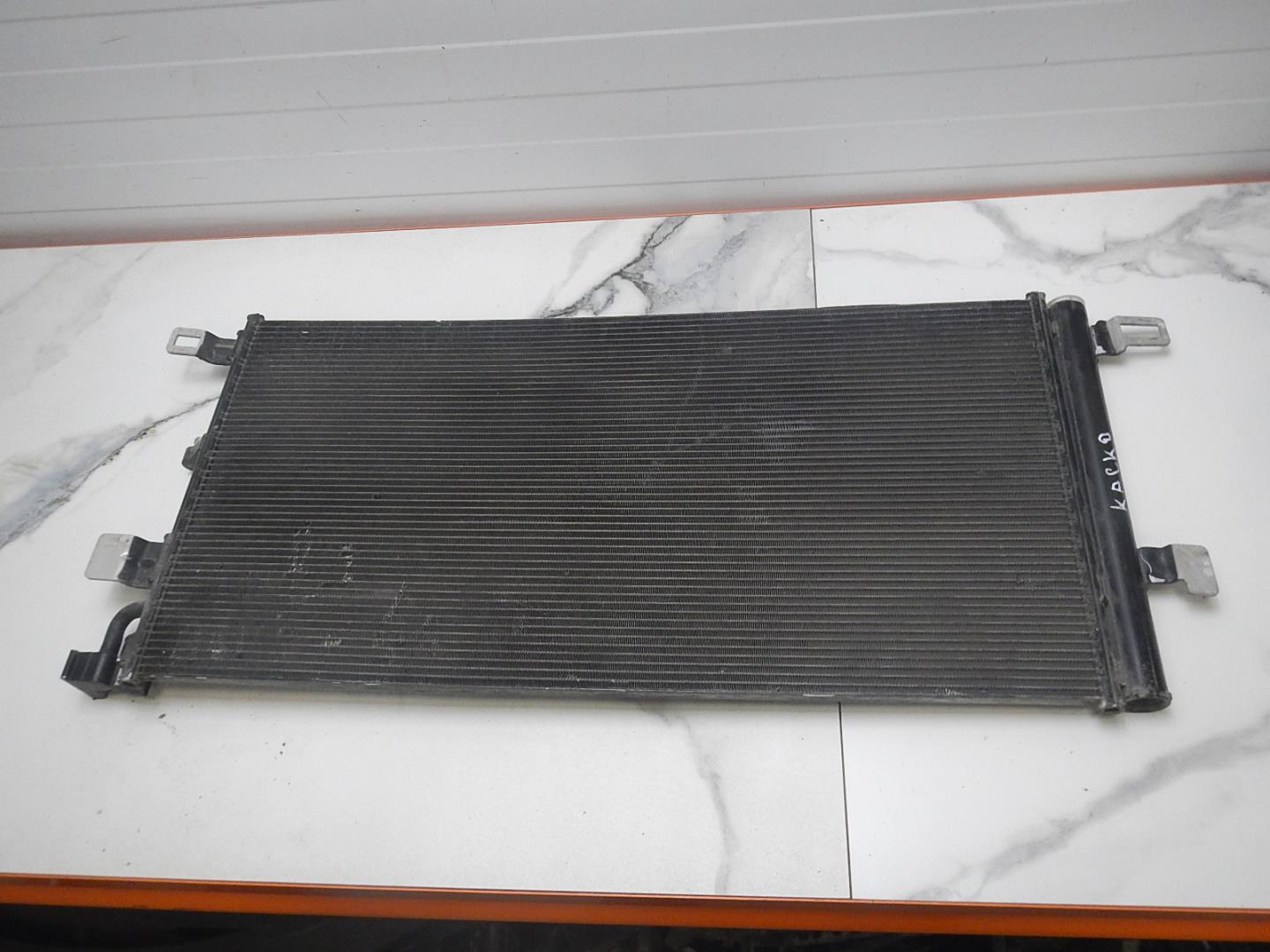 Радиатор кондиционера / конденсер