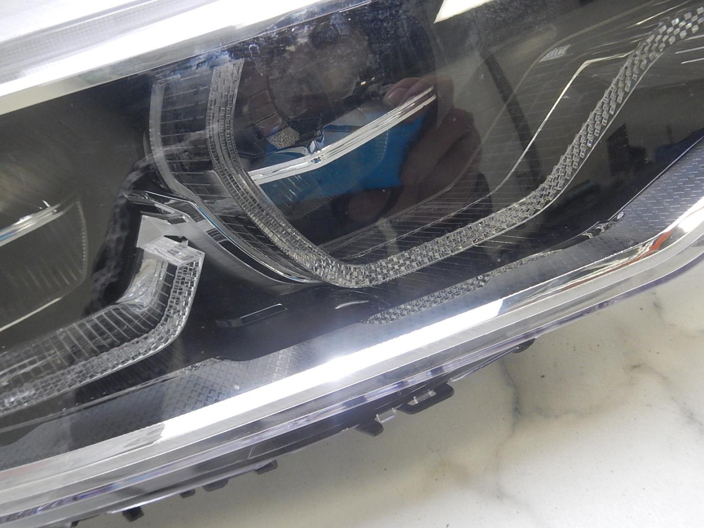 Фара правая