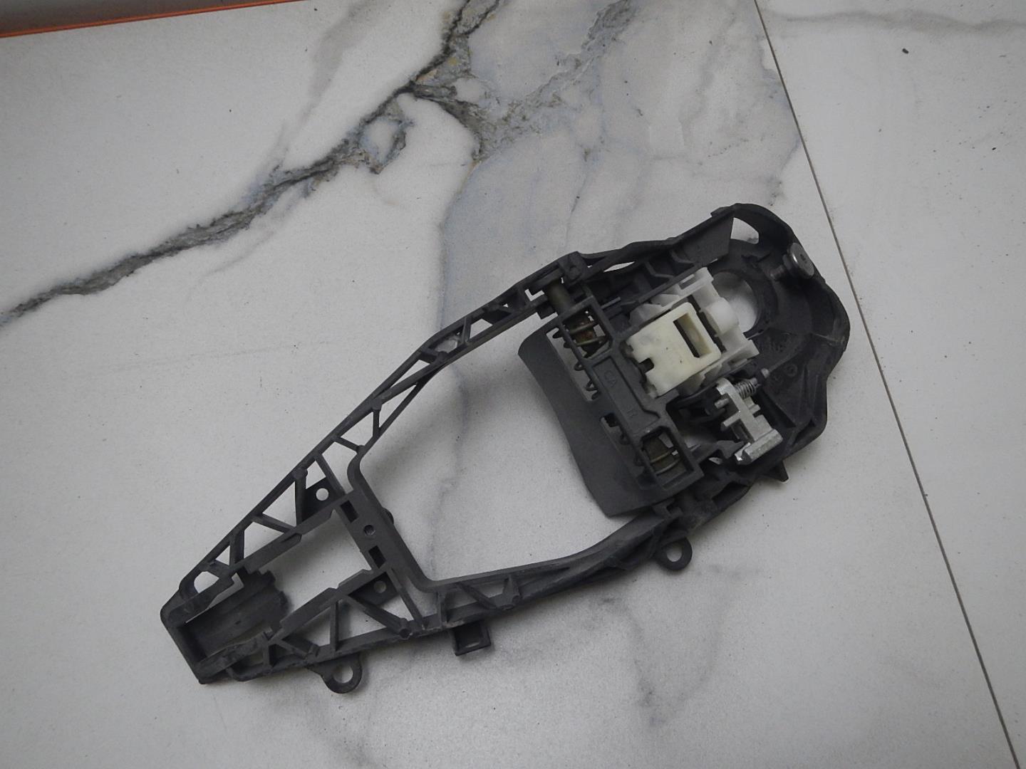 Кронштейн ручки