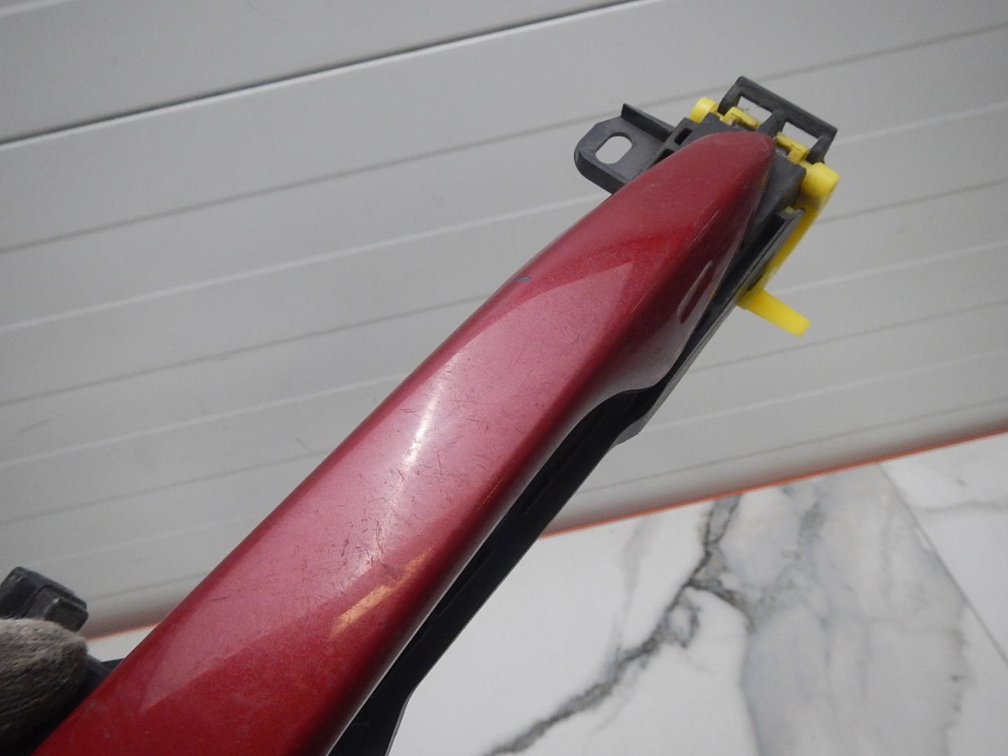 Ручка двери задней наружная правая