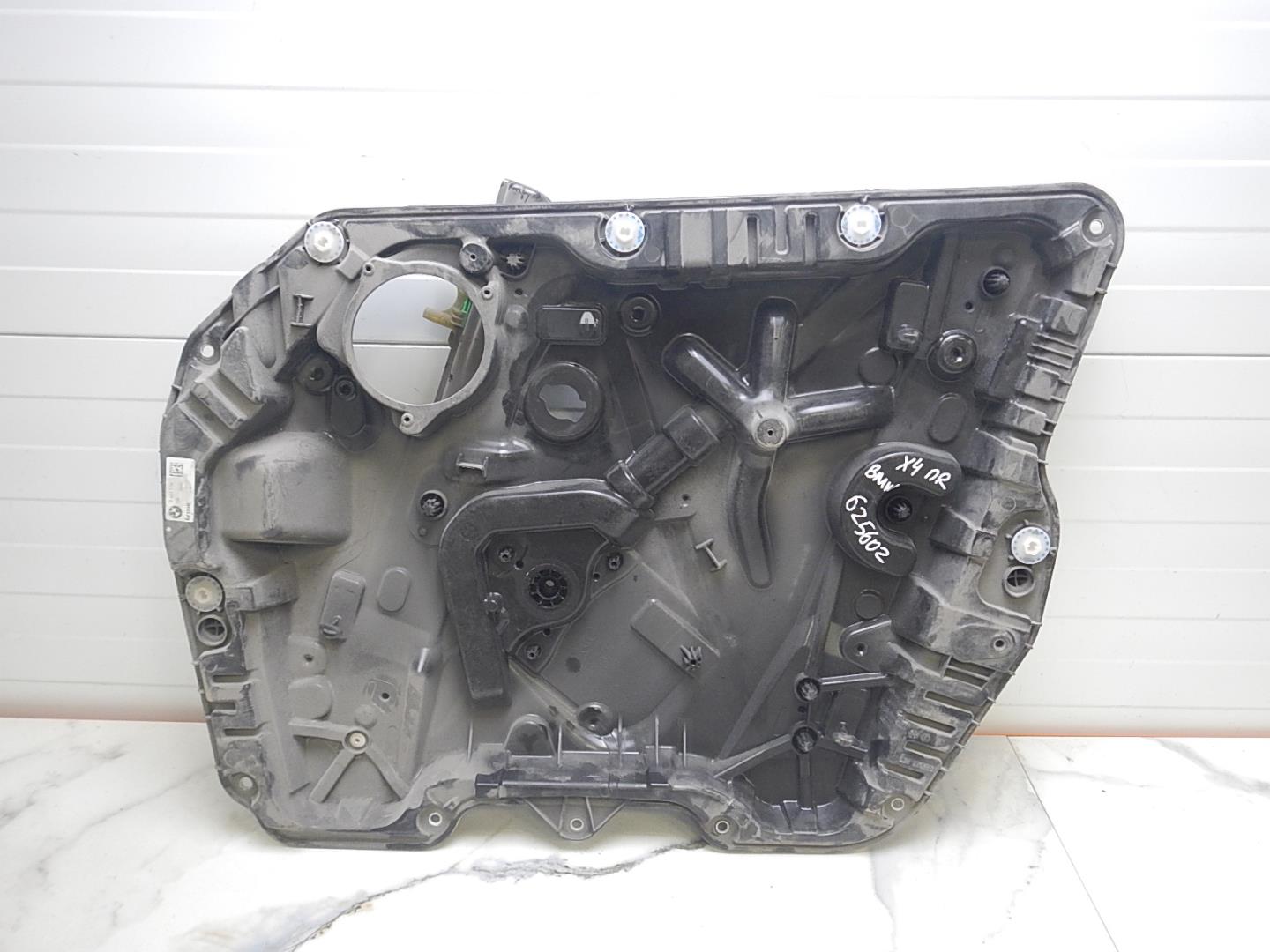 Стеклоподъемник электр. передний правый